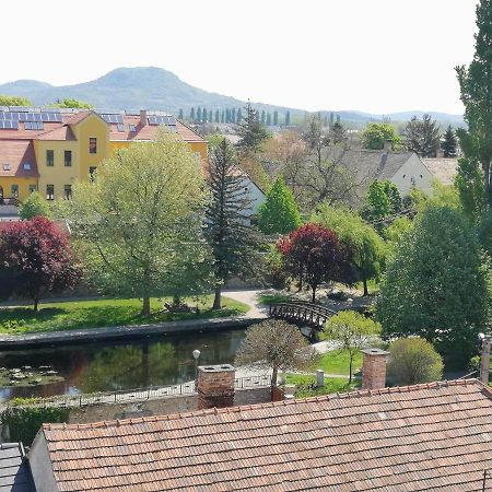 Panorama Apartman Тапольця Екстер'єр фото